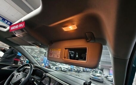 Volkswagen Polo, 2022 год, 1 800 000 рублей, 15 фотография