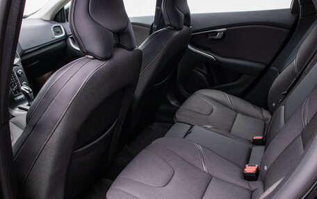 Volvo V40 Cross Country I, 2018 год, 1 660 000 рублей, 11 фотография