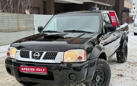 Nissan NP300, 2009 год, 1 250 000 рублей, 1 фотография