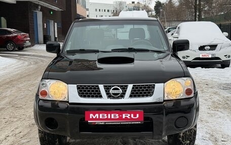 Nissan NP300, 2009 год, 1 250 000 рублей, 2 фотография