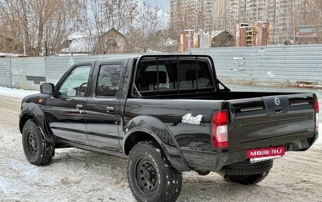 Nissan NP300, 2009 год, 1 250 000 рублей, 6 фотография