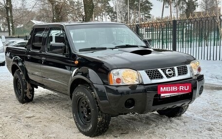 Nissan NP300, 2009 год, 1 250 000 рублей, 5 фотография