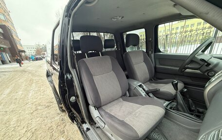 Nissan NP300, 2009 год, 1 250 000 рублей, 27 фотография