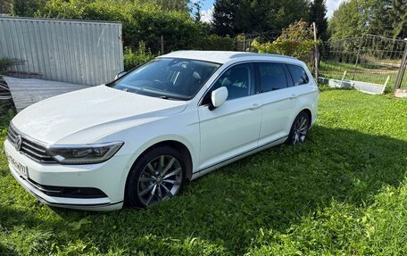 Volkswagen Passat B8 рестайлинг, 2017 год, 2 500 000 рублей, 2 фотография