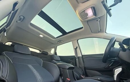 Chevrolet Tracker, 2022 год, 1 100 000 рублей, 8 фотография