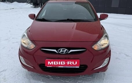 Hyundai Accent IV, 2011 год, 810 000 рублей, 2 фотография