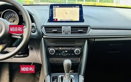 Mazda CX-4, 2021 год, 1 950 000 рублей, 12 фотография