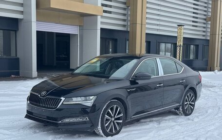 Skoda Superb III рестайлинг, 2025 год, 2 800 000 рублей, 1 фотография