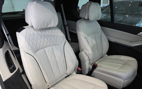 BMW X7, 2025 год, 15 500 000 рублей, 10 фотография