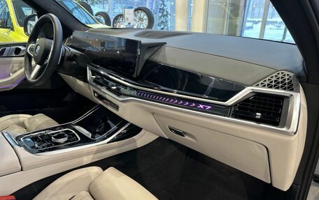 BMW X7, 2024 год, 14 990 000 рублей, 10 фотография