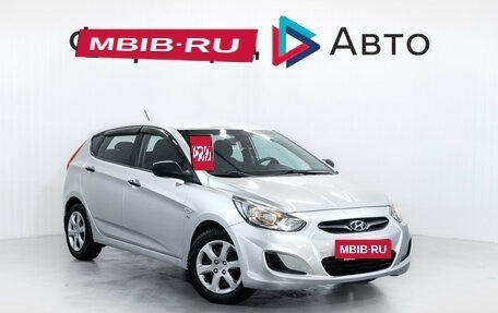 Hyundai Solaris II рестайлинг, 2011 год, 749 000 рублей, 1 фотография