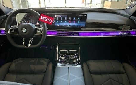 BMW 7 серия, 2025 год, 18 500 000 рублей, 18 фотография