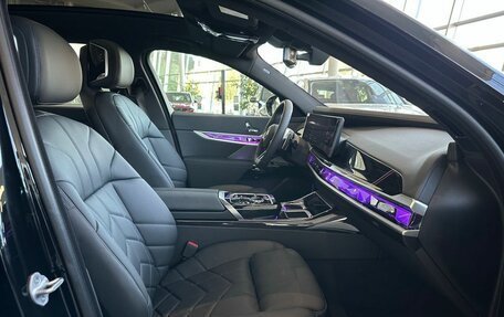 BMW 7 серия, 2025 год, 18 000 000 рублей, 26 фотография