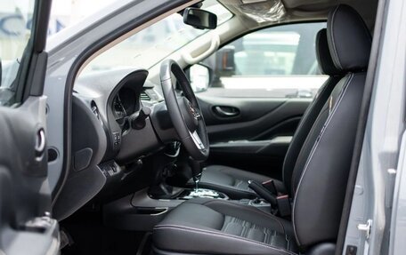 Nissan Navara (Frontier), 2025 год, 5 350 000 рублей, 9 фотография