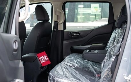 Nissan Navara (Frontier), 2025 год, 5 350 000 рублей, 12 фотография