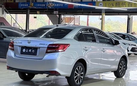 Toyota Yaris XP150 рестайлинг, 2021 год, 1 090 000 рублей, 4 фотография