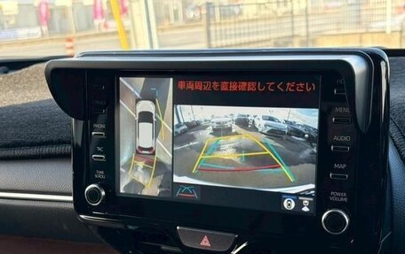 Toyota Yaris Cross, 2023 год, 1 730 000 рублей, 13 фотография