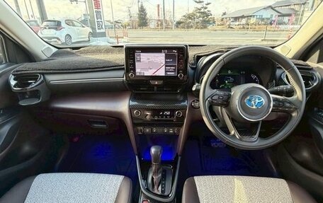 Toyota Yaris Cross, 2023 год, 1 730 000 рублей, 10 фотография