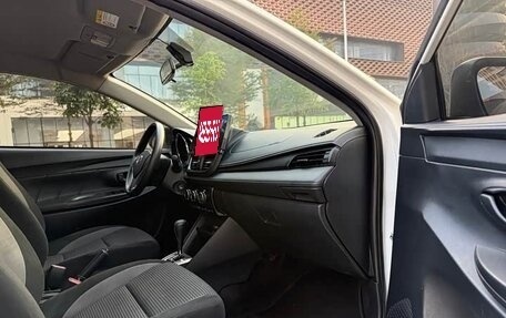 Toyota Vios III, 2022 год, 990 000 рублей, 18 фотография