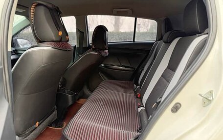 Toyota Yaris XP150 рестайлинг, 2022 год, 1 095 000 рублей, 9 фотография