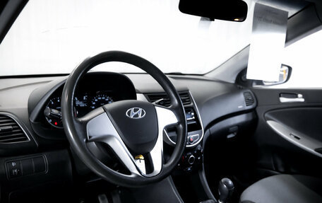 Hyundai Solaris II рестайлинг, 2011 год, 749 000 рублей, 14 фотография