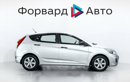 Hyundai Solaris II рестайлинг, 2011 год, 749 000 рублей, 9 фотография