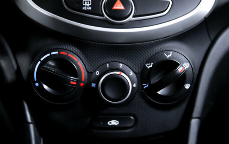 Hyundai Solaris II рестайлинг, 2011 год, 749 000 рублей, 21 фотография