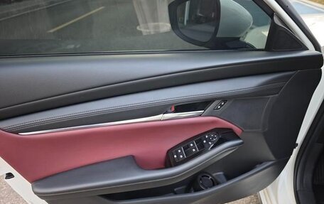 Mazda 3, 2021 год, 1 743 000 рублей, 15 фотография