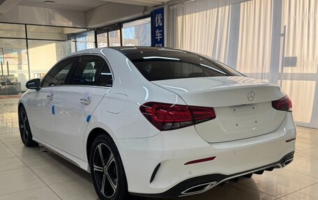 Mercedes-Benz A-Класс, 2022 год, 2 300 000 рублей, 4 фотография