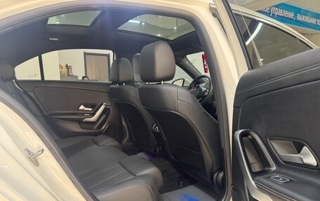 Mercedes-Benz A-Класс, 2022 год, 2 300 000 рублей, 9 фотография
