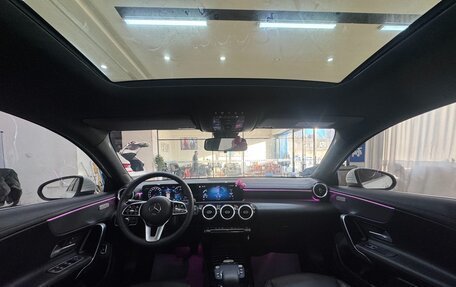 Mercedes-Benz A-Класс, 2022 год, 2 300 000 рублей, 18 фотография