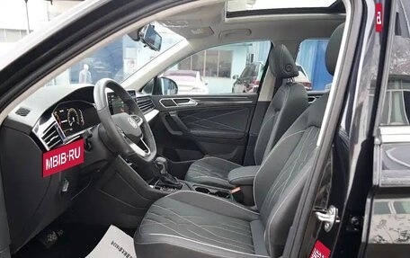 Volkswagen Tiguan II, 2023 год, 2 550 000 рублей, 7 фотография