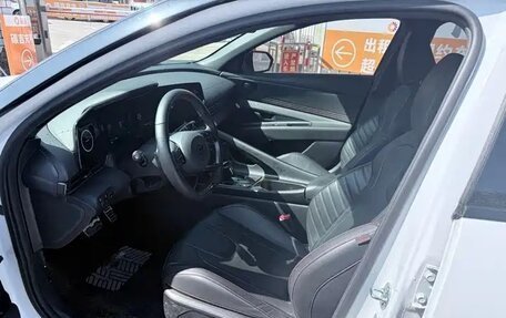 Hyundai Elantra, 2024 год, 2 020 000 рублей, 8 фотография