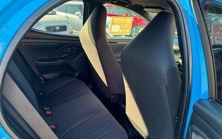 Toyota Yaris, 2021 год, 770 000 рублей, 10 фотография