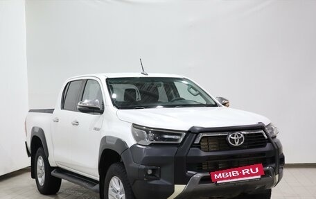 Toyota Hilux VIII, 2019 год, 3 475 000 рублей, 2 фотография
