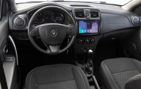 Renault Logan II, 2016 год, 849 000 рублей, 6 фотография