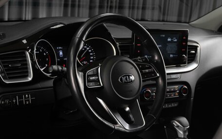 KIA cee'd III, 2020 год, 2 015 000 рублей, 18 фотография