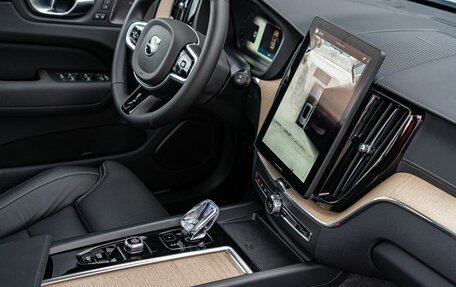 Volvo XC60 II, 2025 год, 9 100 000 рублей, 26 фотография