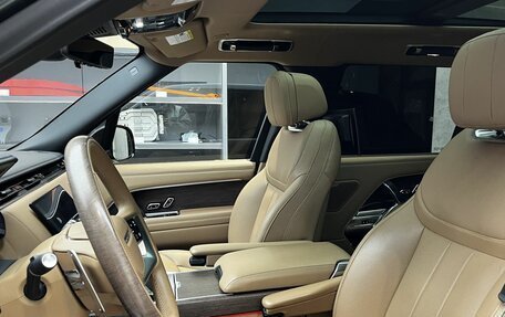 Land Rover Range Rover IV рестайлинг, 2023 год, 19 800 000 рублей, 11 фотография