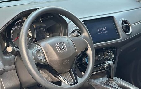 Honda Vezel, 2022 год, 1 800 230 рублей, 10 фотография