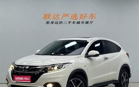 Honda Vezel, 2021 год, 1 900 230 рублей, 1 фотография