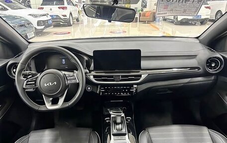 KIA K3, 2024 год, 2 410 000 рублей, 8 фотография