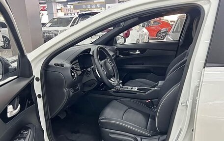 KIA K3, 2024 год, 2 410 000 рублей, 13 фотография