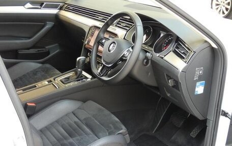 Volkswagen Passat B8 рестайлинг, 2017 год, 1 366 020 рублей, 7 фотография