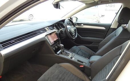 Volkswagen Passat B8 рестайлинг, 2017 год, 1 366 020 рублей, 6 фотография