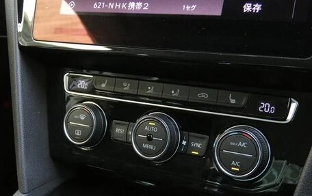 Volkswagen Passat B8 рестайлинг, 2017 год, 1 366 020 рублей, 14 фотография