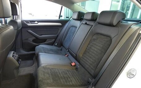 Volkswagen Passat B8 рестайлинг, 2017 год, 1 366 020 рублей, 5 фотография