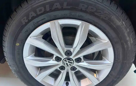 Volkswagen Polo, 2023 год, 1 420 000 рублей, 21 фотография