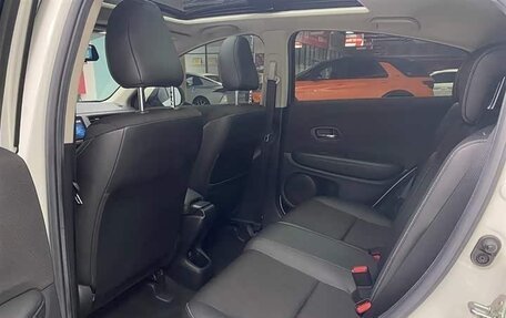 Honda Vezel, 2021 год, 1 900 230 рублей, 11 фотография