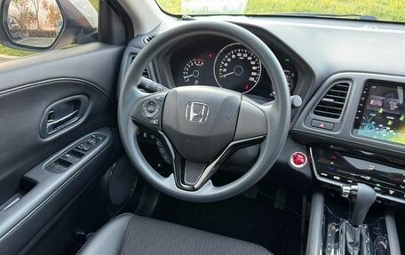 Honda Vezel, 2022 год, 1 650 007 рублей, 12 фотография